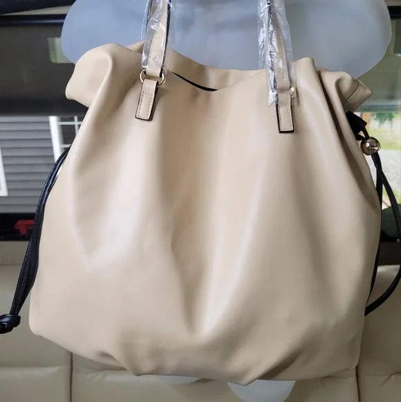 Victorias Secret Women's NWT Camel Hobo Bag - Picture 2 of 7